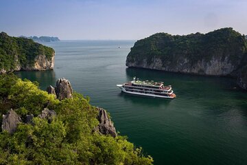 3-Day Discover Lan Ha Bay & Viet Hai Village with 5-Star Cruises