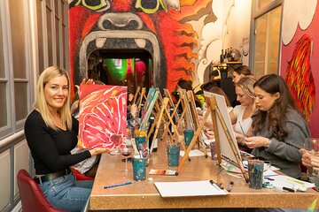 Rome: Paint & Sip Experience in Piazza Navona