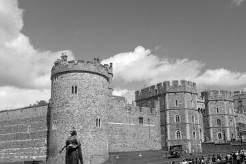 Windsor Castle From London with Pickup and Return Service