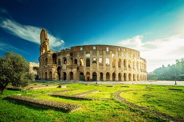 Rome: VIP Colosseum & Ancient Rome Small Group Tour
