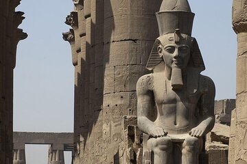 Luxor Tour to the Valley of the Queens with Transfers – Hurghada