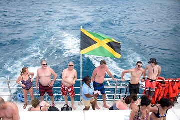 Ocho Rios Catamaran: Dunn's River Falls, Snorkeling & Open Bar