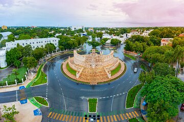 Private Transfer Tulum Mérida with 3 optional stops 