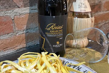Milan culinary experience with high class wine tastings