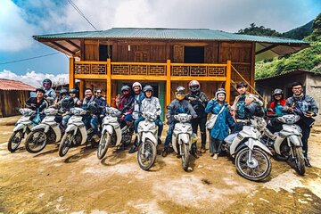 Hanoi Motorbike Tour with Hidden Gems and Train Street
