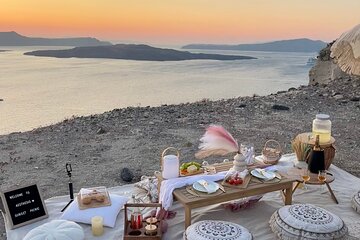 Aesthesis Sunset Picnic – Caldera View Edition