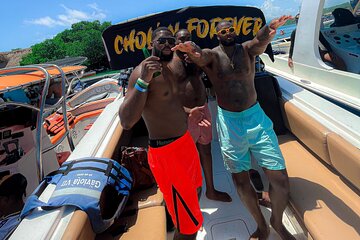 Boat Party on Cholón Island 