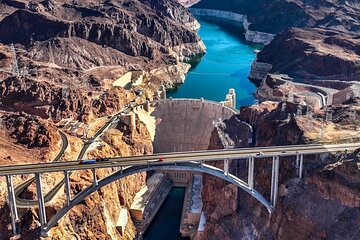 Hoover Dam Tour, Seven Magic Mountains & Las Vegas Sign Stop