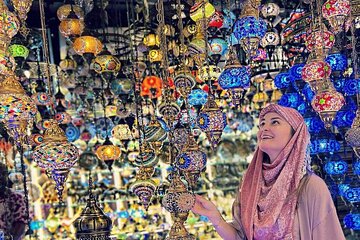 Cairo night tour: market, downtown, dinner, and free felucca