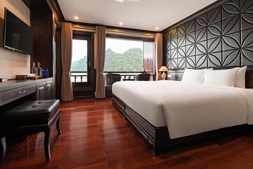 Ha Long Bay – Lan Ha Bay 2D1N Premium Cruise with Balcony Cabin