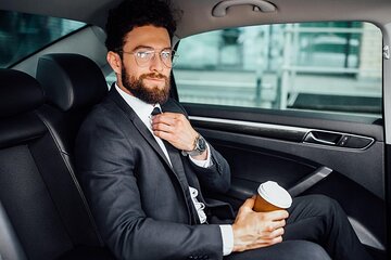 Private Airport Transfer to Cairo or Giza Hotels