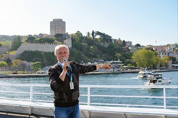 Bosphorus Afternoon Cruise with Turkish Lunch and Live Guide 