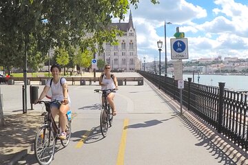 Budapest to Szentendre bike & boat/train tour